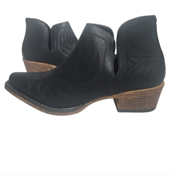 Roper Black Western Ankle Booties - Picture 3 of 8